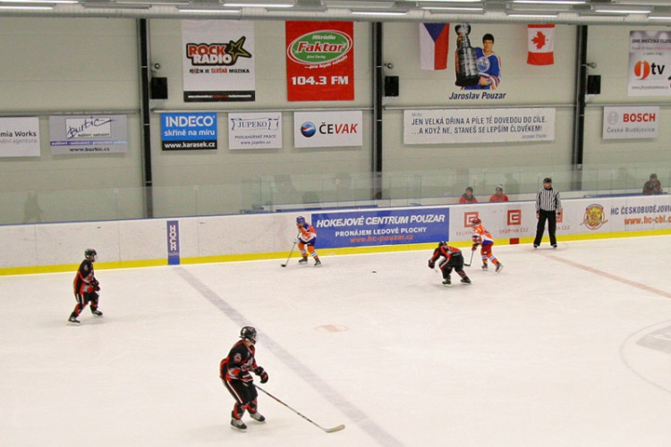 Pouzar Hockey Academy a zápas s Kanaďany