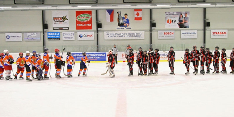 Pouzar Hockey Academy a zápas s Kanaďany