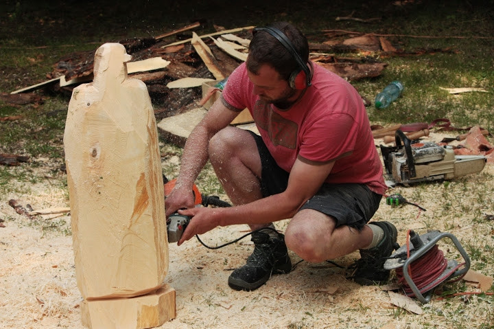 9. ročník dřevosochání Etnořez 2013