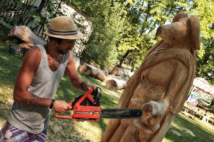 9. ročník dřevosochání Etnořez 2013