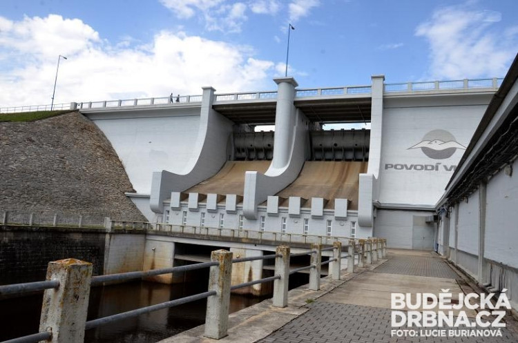 Přehradní hráz Lipno