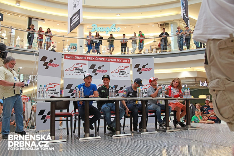 Podpisová akce ve Vaňkovce