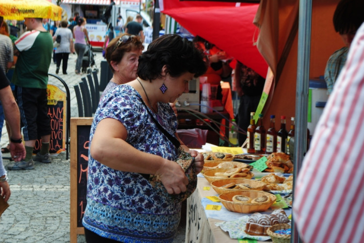 Něco dobrého k snědku