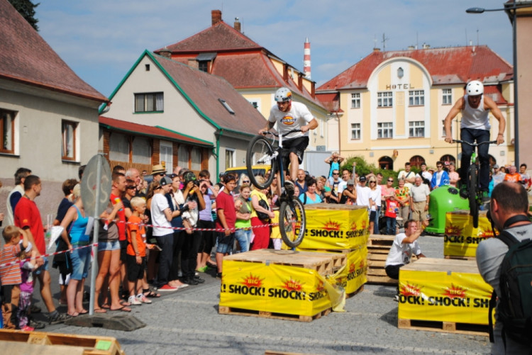 Součástí byly také závody v cyklotrialu