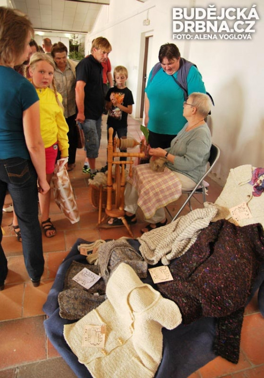 Nechyběly ukázky lidových tradic