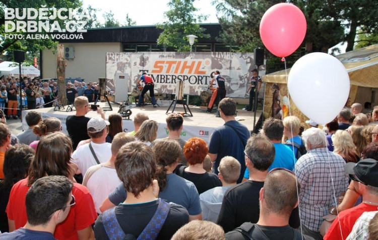 Ostří hoši ukázali své dovednosti s ještě ostřejšími nástroji