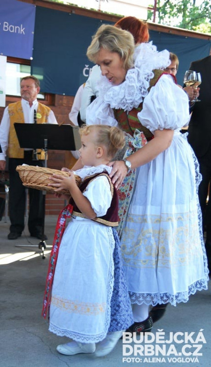 Rozdávaly se koláčky