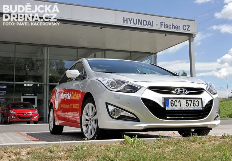 Redakční auto Budějcké Drbny - Hyundai i40 SDN od autosalonu HYUNDAI - Fischer CZ