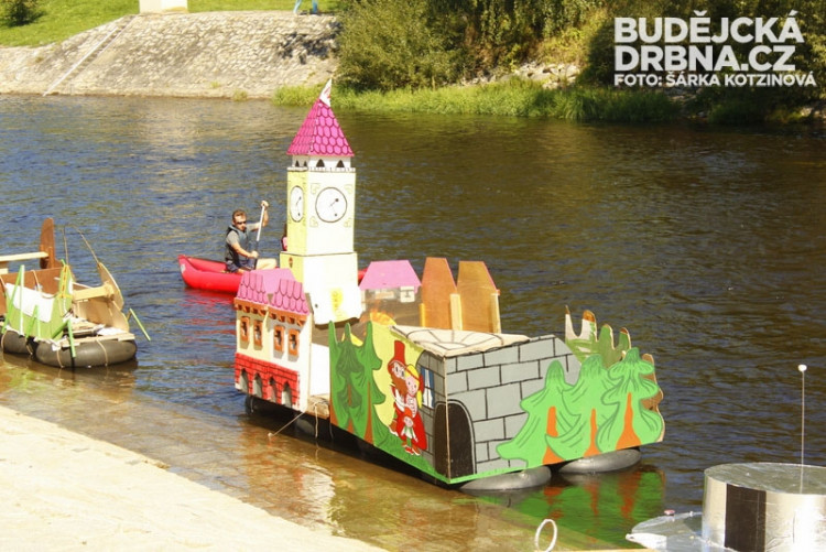 41. Plavba kuriózních plavidel 2013