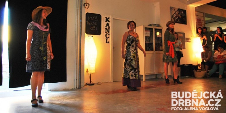 Modely byly šité pro speciálně pro různá znamení