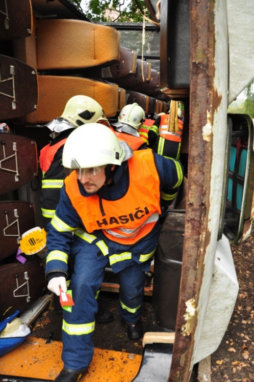 Cvičná nehoda autobusu v Hrádku nad Nisou