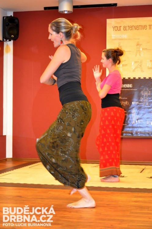 Doteky Indonésie v RRC - Workshop indonéských tanců