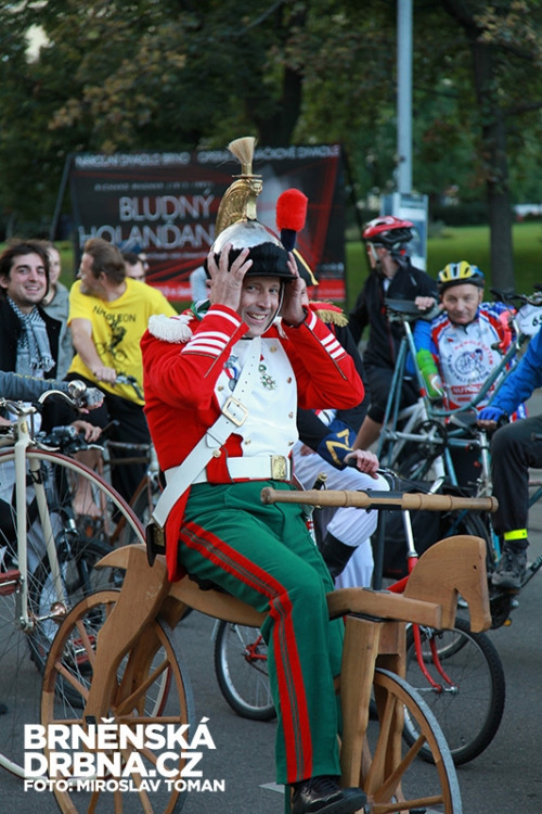 Nakoleon a tisícovka jeho věrných, foto: Brněnská Drbna