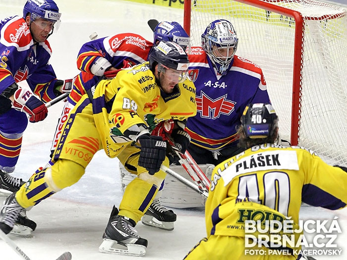 Závar před Halmošim