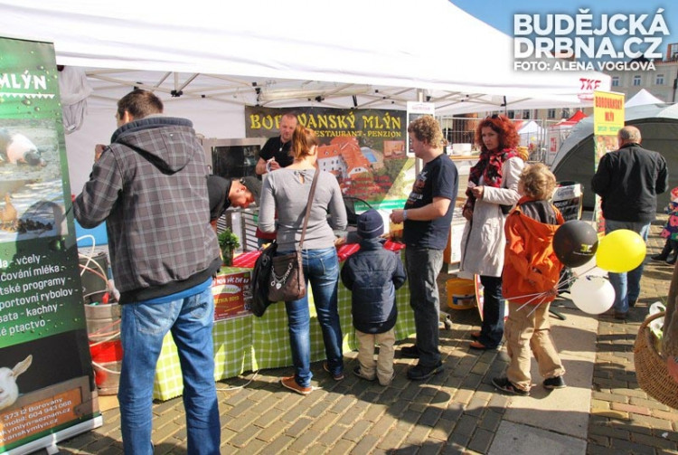 Tady se podávaly zabijačkové pochoutky