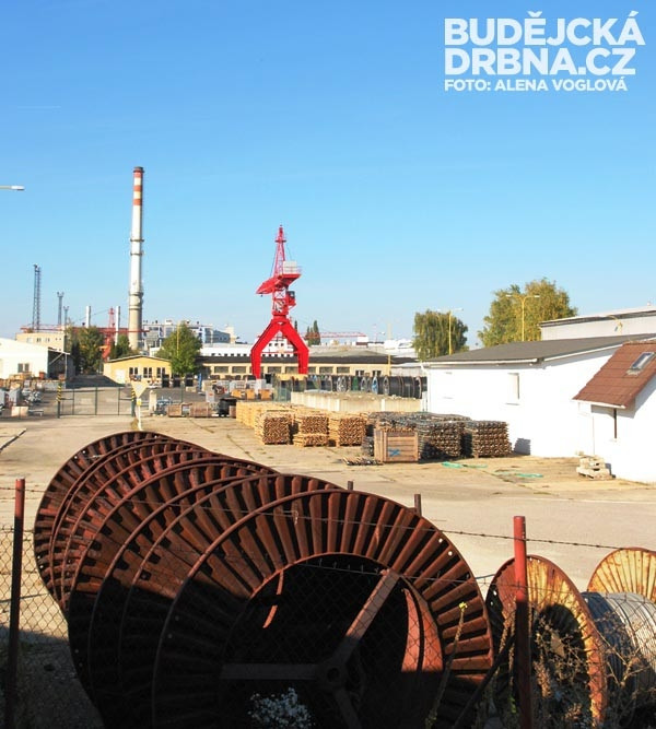 Teplárna focená z vláčku