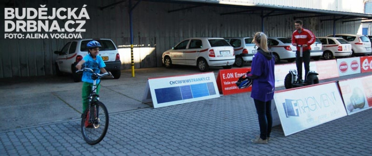 Vyzkoušet jste si mohli Segway či elektrickou koloběžku