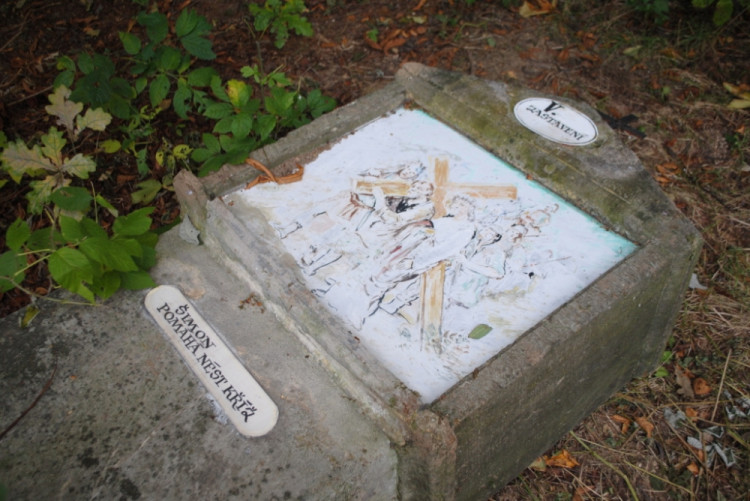 Zastavení skončila na zemi