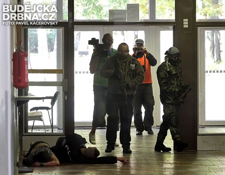 Taktické policejní cvičení AMOK 2013