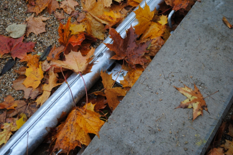 Brány snad nikdo neodnese, ale víme jak to u nás chodí.