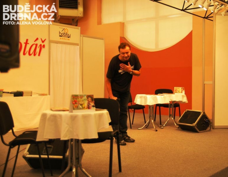 Doprovodný program probíhal také v pavilonech