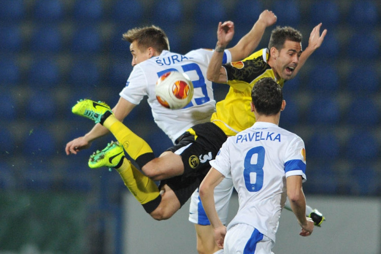 Pavelka a Šural v souboji