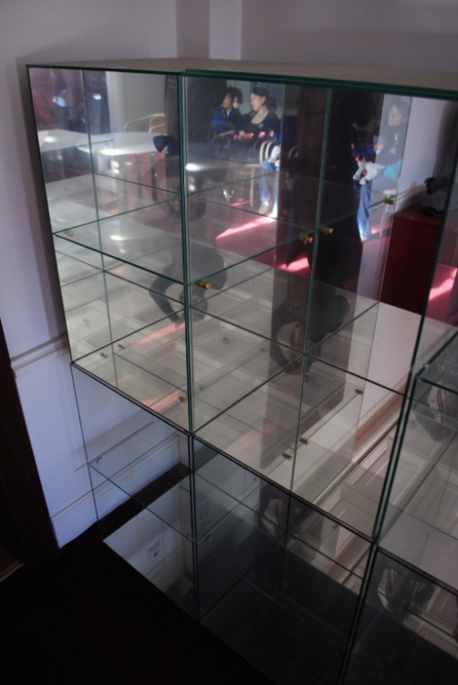 Prázdné vitríny, to jediné zbylo