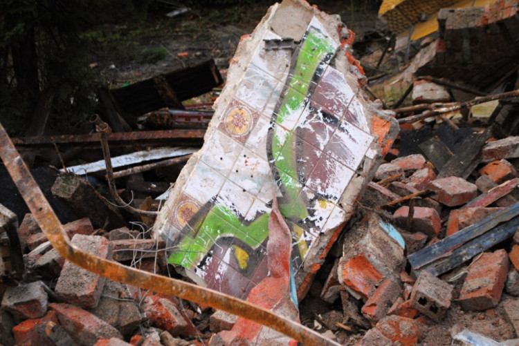 Tady asi byla koupelna