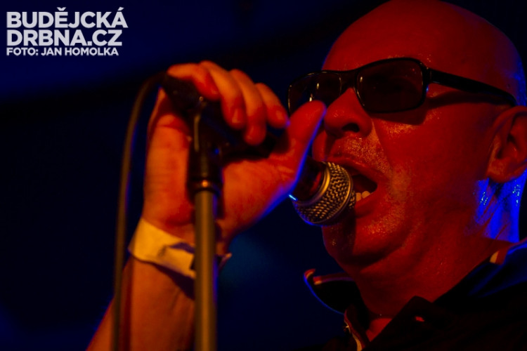 Koncert J.A.R v Café klubu Slavie