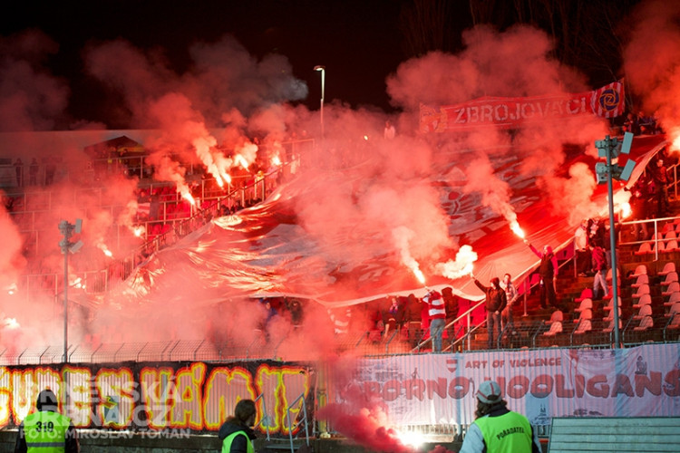 Parádní choreo brněnských fanoušků, foto: Brněnská Drbna