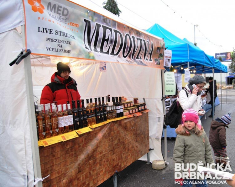 Medovina na zahřátí bodla