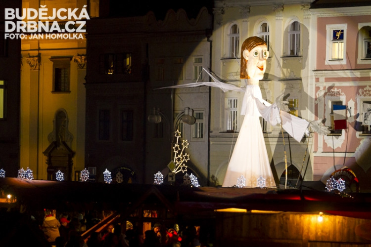 Přílet anděla na českobudějovické náměstí Přemysla Otakara II.