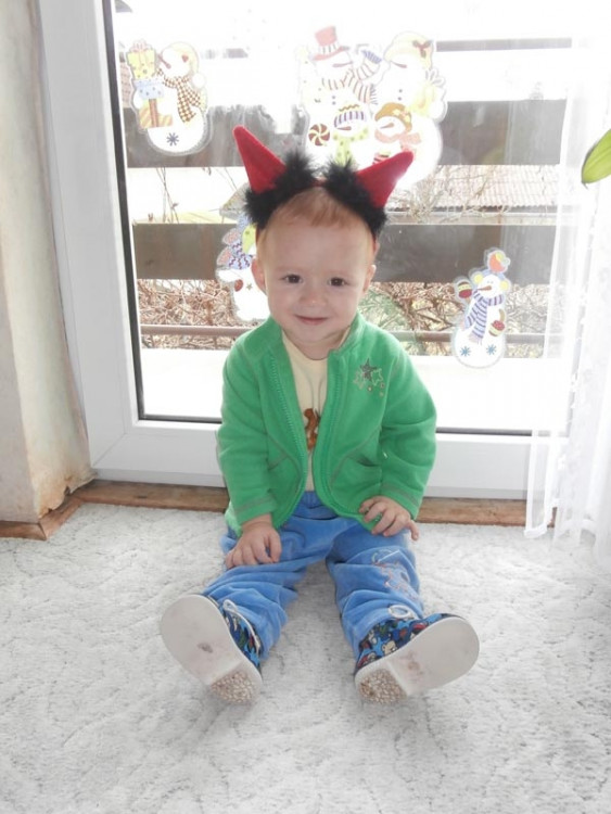 Andělsky čertovský Adámek. Soutěží Jarmila Hašková