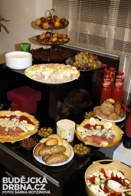 Vánoční posezení pro ženy v Roosevelt Fashion Storu