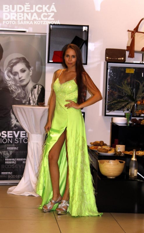 Vánoční posezení pro ženy v Roosevelt Fashion Storu