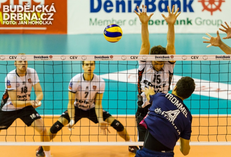 Paris Volley - VK Jihostroj České Budějovice 3:0