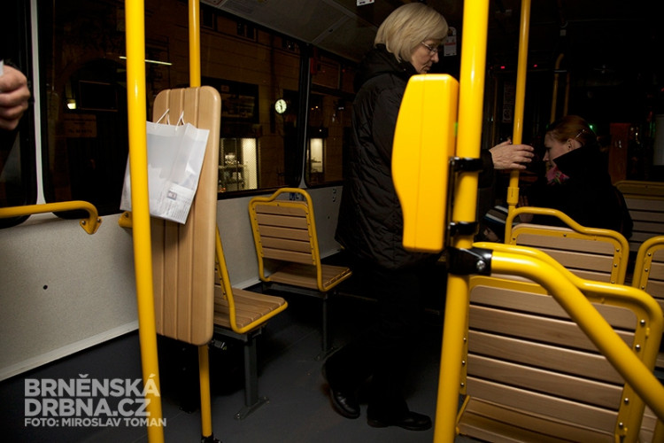 Brněnský dopravní podnik testuje nové typy sedadel, foto: Brněnská Drbna, Miroslav Toman