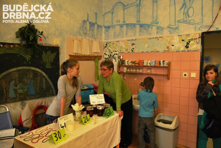 Koupit bylo možné vše od domácích produktů po jmelí