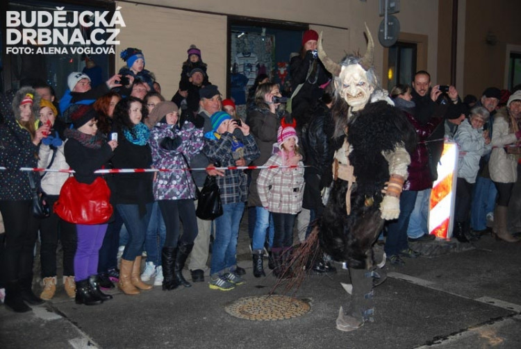 Diváci nadšeně fotili a natáčeli