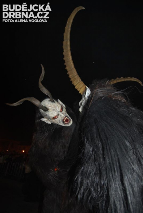 Krampusové si běh opravdu užívali