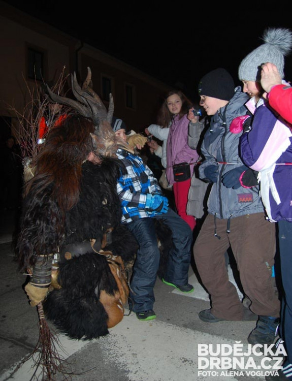 Někteří zapózovali i na fotografii