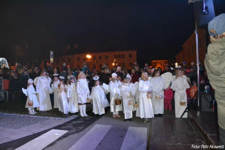 Pekelná tradice v Nových Hradech