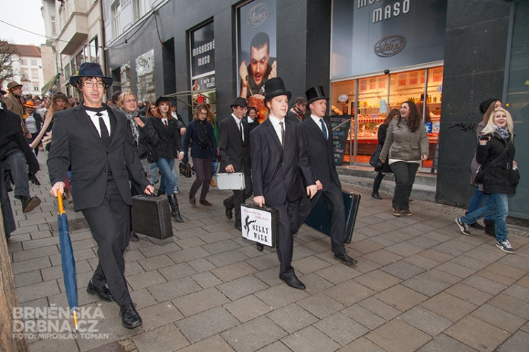 Švihlý pochod v Brně, foto: Brněnská Drbna, Miroslav Toman