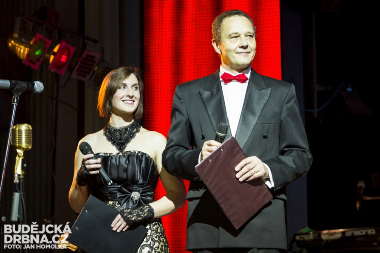 Velký mediální ples v DK Metropol