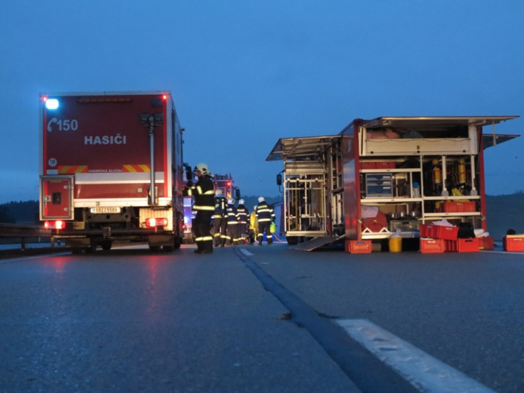 Zásah hasičů na D1, foto: HZS JMK