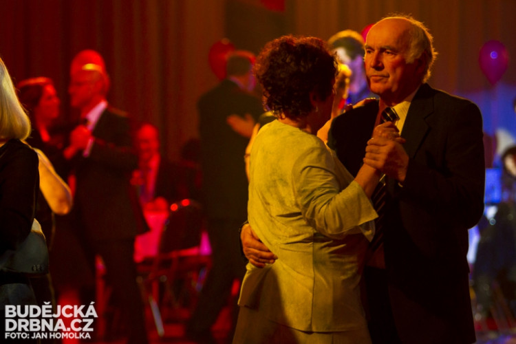 Reprezentační ples Jihočeské univerzity 2014