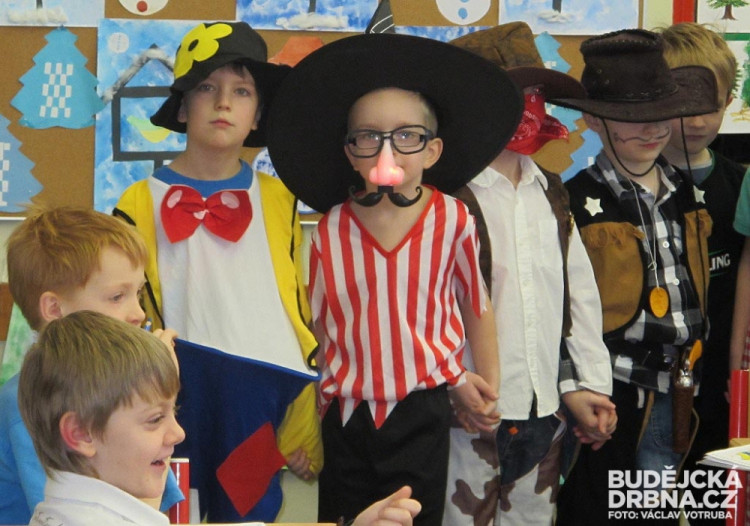 Maškarní karneval na Základní škole Máj I