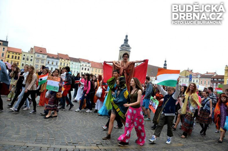 Průvod Budějovického Majálesu