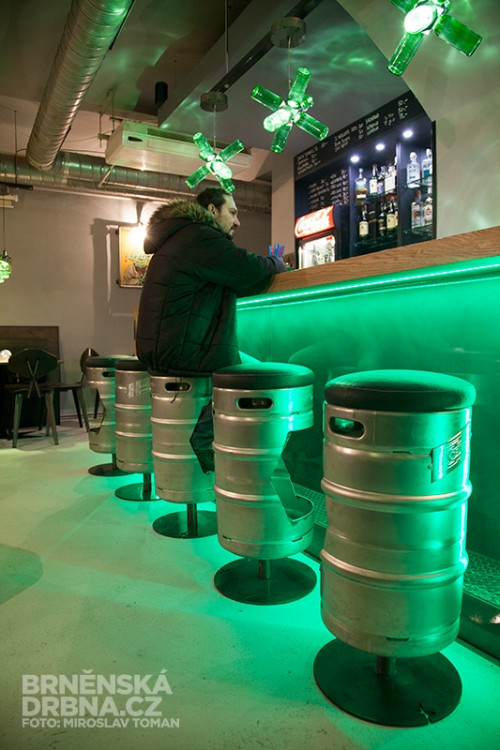 Interiér zdobí spousta zajímavých detailů, foto: Brněnská Drbna