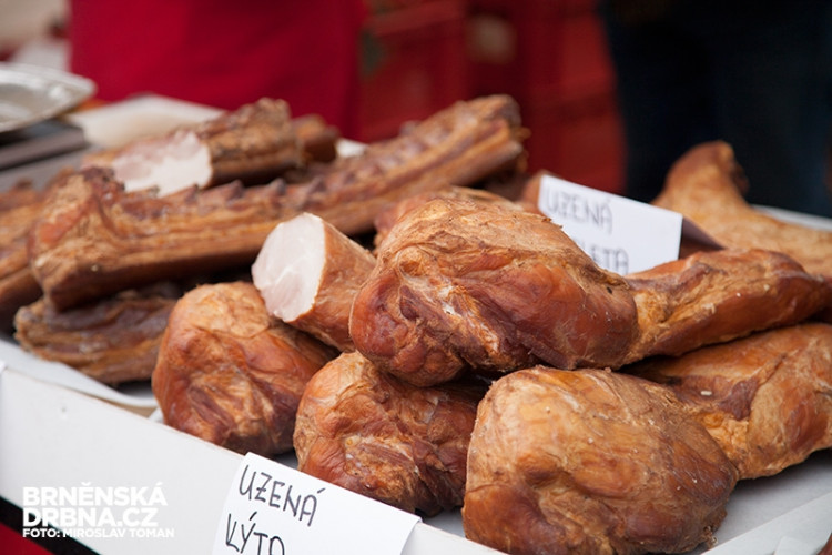 Slavnosti moravského uzeného na hradě Veveří, foto: Brněnská Drbna